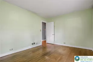 3232 Edinburgh Rd, Allentown City, PA 18104 - Photo 7
