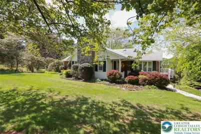 5301 S Mountain Drive, Upper Milford Township, PA 18049 - Photo 3