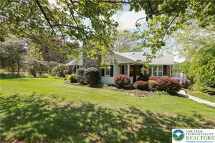 5301 S Mountain Dr, Upper Milford Township, PA 18049 - Photo 3