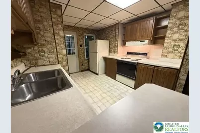 21 W Bertsch Street, Lansford Boro, PA 18232 - Photo 15