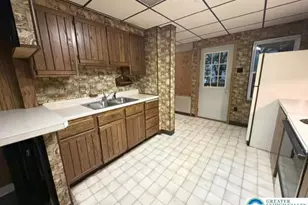 21 W Bertsch St, Lansford Boro, PA 18232 - Photo 17