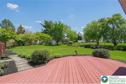 3930 Danberry Drive, Easton, PA 18045 - Photo 9