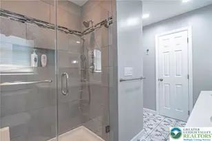 3930 Danberry Dr, Easton, PA 18045 - Photo 29