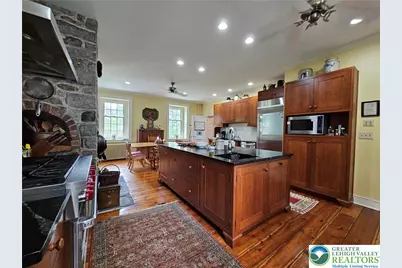 200 Bella Vista Drive, Hanover Twp, PA 18017 - Photo 13