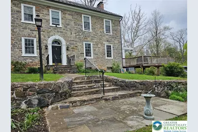 200 Bella Vista Drive, Hanover Twp, PA 18017 - Photo 3