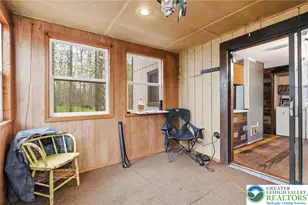 2219 Maple Leaf Ct, Coolbaugh Twp, PA 18347 - Photo 5