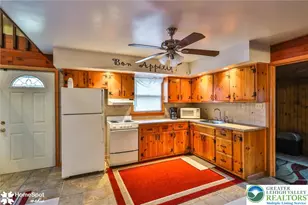 6438 Lakeshore Dr, East Stroudsburg, PA 18302 - Photo 13