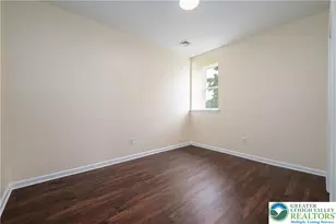 418 W Race St, Pottsville, PA 17901 - Photo 9