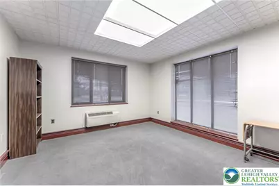 4510 Bath Pike, Hanover Twp, PA 18017 - Photo 17