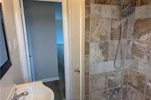 1229 S Fountain St, Allentown City, PA 18103 - Photo 7
