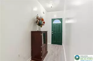 402 Wyandotte St, Bethlehem City, PA 18015 - Photo 3