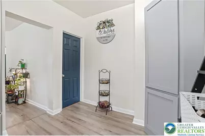 402 Wyandotte Street, Bethlehem City, PA 18015 - Photo 17