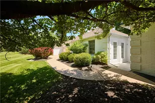 1989 W Point Dr, Lower Saucon Township, PA 18015 - Photo 7