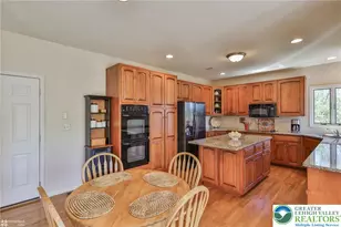 154 Country Chase Dr, Bushkill Twp, PA 18091 - Photo 13
