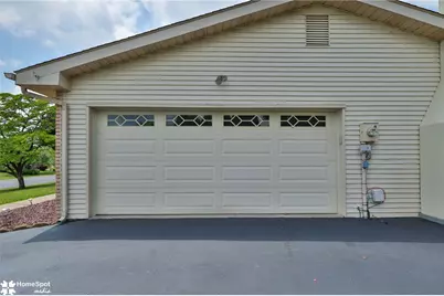 2831 Vista Drive, North Whitehall Township, PA 18037 - Photo 7