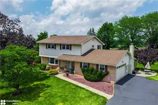 2831 Vista Dr, North Whitehall Township, PA 18037 - Photo 1