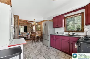 148 Sandy Beach Rd, Clifton Twp, PA 18424 - Photo 9