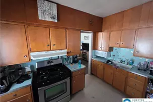 223 S 15th St, Allentown City, PA 18102 - Photo 7