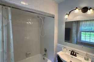 930 N Garibaldi Ave, Washington Twp, PA 18013 - Photo 55