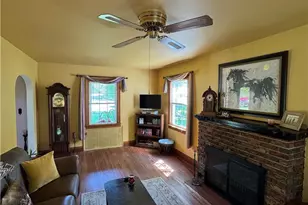 930 N Garibaldi Ave, Washington Twp, PA 18013 - Photo 37