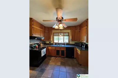 930 N Garibaldi Avenue, Washington Twp, PA 18013 - Photo 23