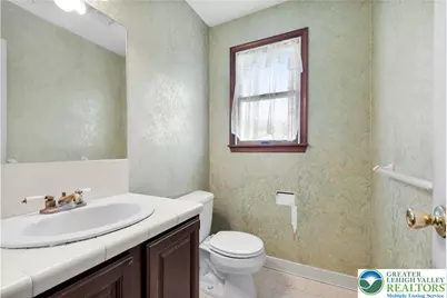 547 Roberts Road, Bushkill Twp, PA 18064 - Photo 5