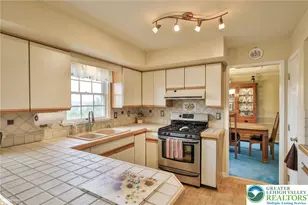 216 Memorial Dr, Bath, PA 18014 - Photo 11