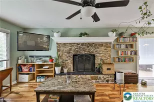 636 W Oxford St, Coopersburg Boro, PA 18036 - Photo 7