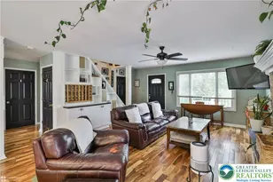 636 W Oxford St, Coopersburg Boro, PA 18036 - Photo 5