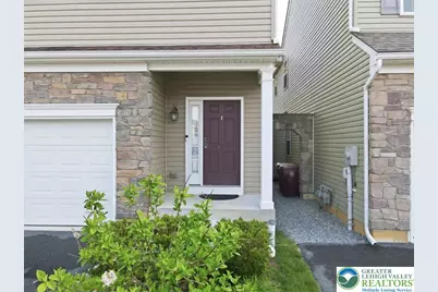 2207 Huntington Lane, Easton, PA 18040 - Photo 5