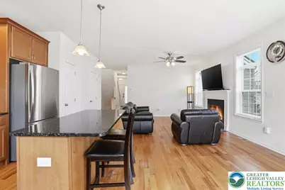 2207 Huntington Lane, Easton, PA 18040 - Photo 21