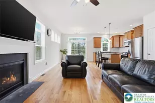 2207 Huntington Ln, Easton, PA 18040 - Photo 11