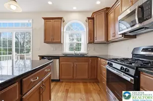 2207 Huntington Ln, Easton, PA 18040 - Photo 19