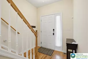 2207 Huntington Ln, Easton, PA 18040 - Photo 7
