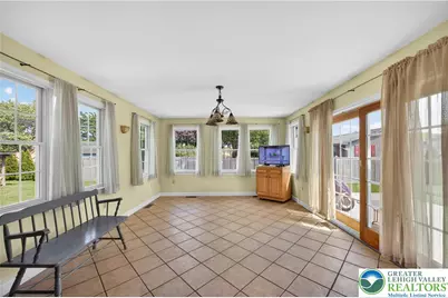 44 W 4th Street, Upper Nazareth, PA 18064 - Photo 7