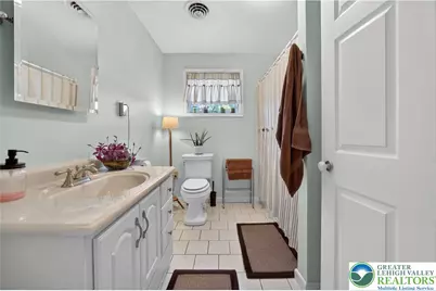 44 W 4th Street, Upper Nazareth Twp, PA 18064 - Photo 37