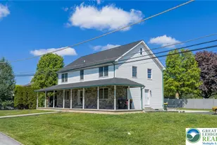 44 W 4th St, Upper Nazareth, PA 18064 - Photo 3