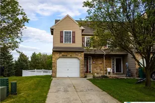 1603 Greystone Cir, Lower Macungie Township, PA 18011 - Photo 29