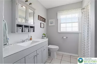 1822 Mark Twain Circle, Hanover Twp, PA 18017 - Photo 37