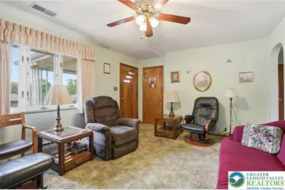 539 Beechwood Street, Emmaus Boro, PA 18049 - Photo 9