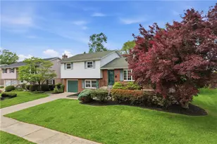 1936 Kingsley Dr, Bethlehem City, PA 18018 - Photo 3