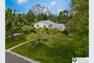 5131 Fairlawn Road, Upper Saucon Township, PA 18034 - Photo 1