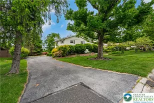 5131 Fairlawn Rd, Upper Saucon Township, PA 18034 - Photo 3
