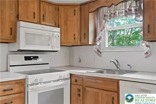 5131 Fairlawn Rd, Upper Saucon Township, PA 18034 - Photo 15