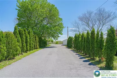 3609 Windy Road, Lowhill Township, PA 18069 - Photo 5