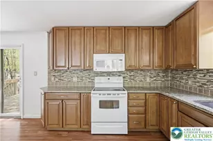 505 Chipmunk Rd, Bushkill, PA 18324 - Photo 11