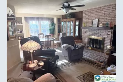 34 Stonecroft Drive, Palmer Twp, PA 18045 - Photo 5