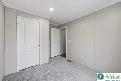 7411 Lincoln Lane, Upper Macungie Township, PA 18087 - Photo 17