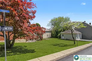 32 E Center St, Nazareth, PA 18064 - Photo 9