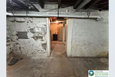 32 E Center Street, Nazareth, PA 18064 - Photo 25